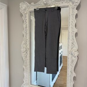 Zara Men's Gray Dress Pants - Classic Fit